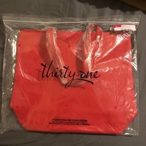 Thirty one around town tote